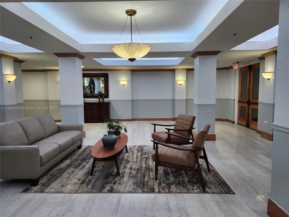 For Rent: $2,950 (3 beds, 2 baths, 1330 Square Feet)