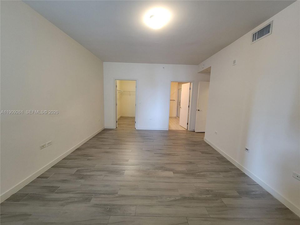 En Venta: $775,000 (2 camas, 2 baños, 1384 Pies cuadrados)