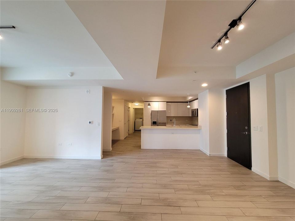 En Venta: $775,000 (2 camas, 2 baños, 1384 Pies cuadrados)