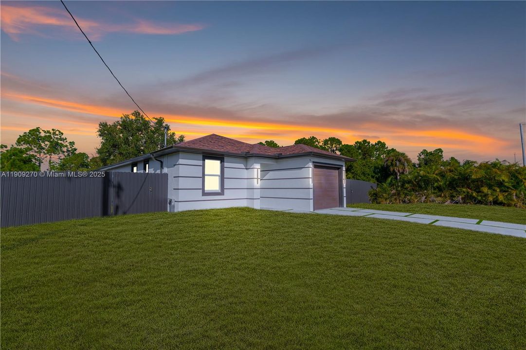 For Sale: $319,900 (3 beds, 2 baths, 0 Square Feet)