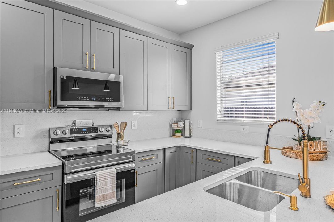 For Sale: $319,900 (3 beds, 2 baths, 0 Square Feet)