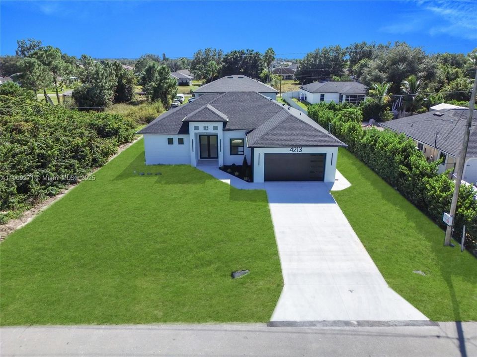 待售: $375,000 (3 贝兹, 2 浴室, 1640 平方英尺)