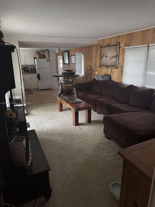 В аренду: $1,000 (1 спален, 1 ванн, 1010 Квадратных фут)