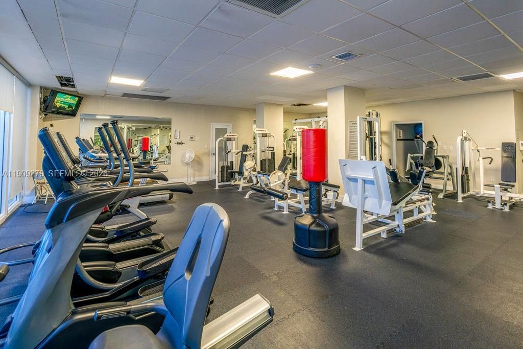 En Venta: $589,000 (1 camas, 2 baños, 1000 Pies cuadrados)