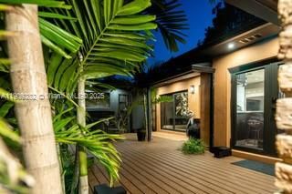 For Rent: $6,000 (3 beds, 2 baths, 1644 Square Feet)