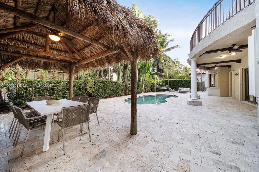 Active With Contract: $1,350,000 (5 beds, 4 baths, 4717 Square Feet)