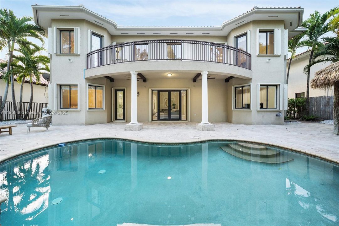 Active With Contract: $1,350,000 (5 beds, 4 baths, 4717 Square Feet)