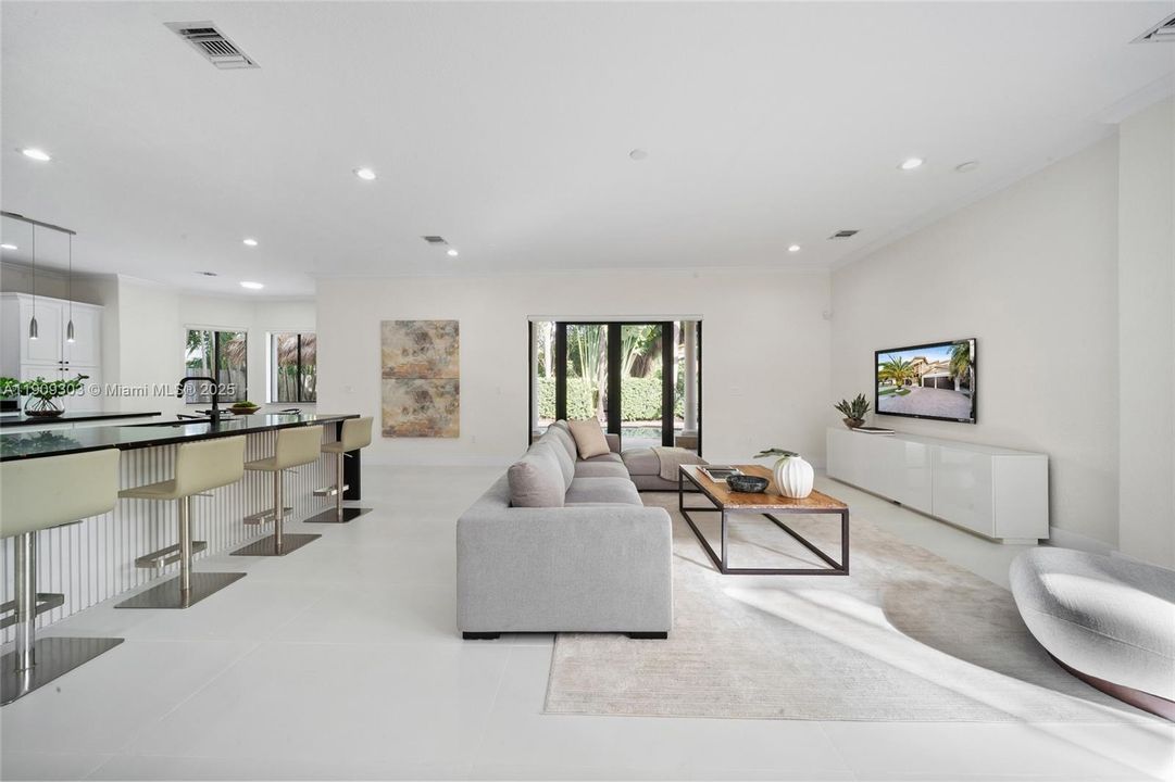 Active With Contract: $1,350,000 (5 beds, 4 baths, 4717 Square Feet)
