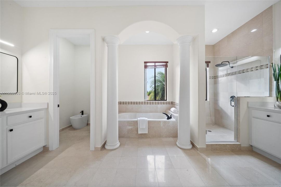 Active With Contract: $1,350,000 (5 beds, 4 baths, 4717 Square Feet)