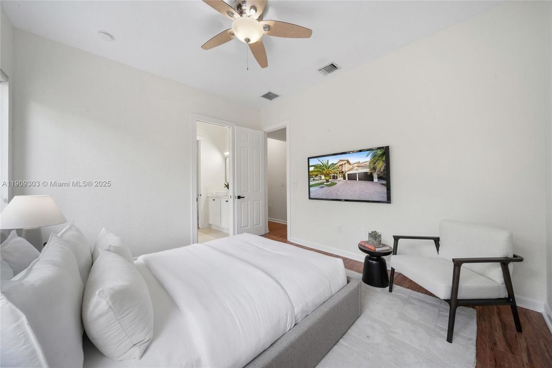 Active With Contract: $1,350,000 (5 beds, 4 baths, 4717 Square Feet)