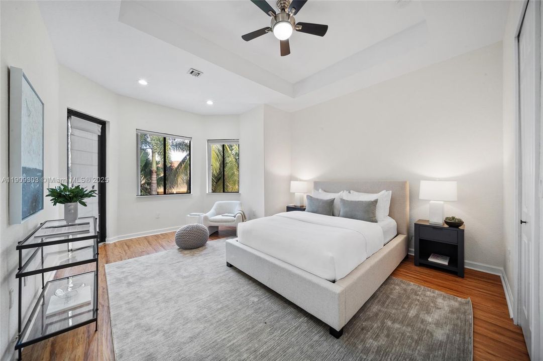 Active With Contract: $1,350,000 (5 beds, 4 baths, 4717 Square Feet)