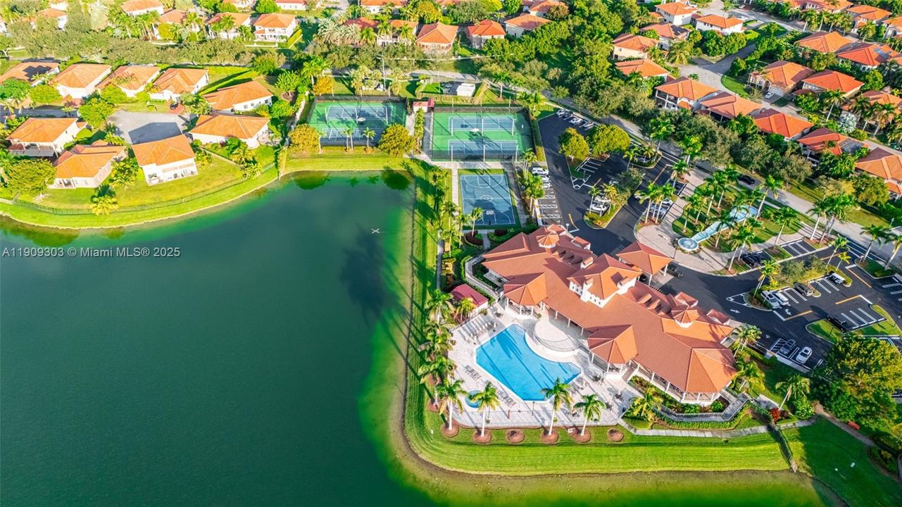 Active With Contract: $1,350,000 (5 beds, 4 baths, 4717 Square Feet)