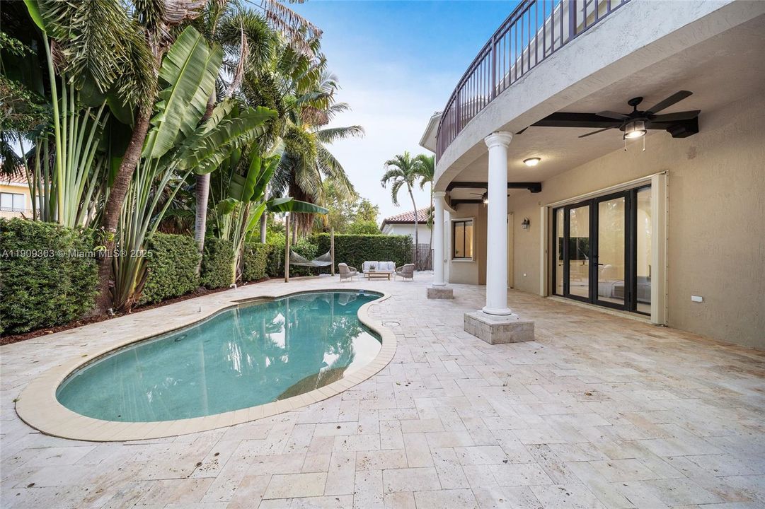 Active With Contract: $1,350,000 (5 beds, 4 baths, 4717 Square Feet)