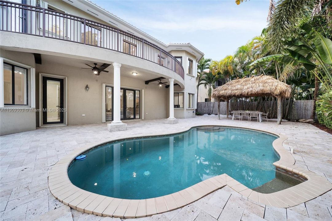 Active With Contract: $1,350,000 (5 beds, 4 baths, 4717 Square Feet)