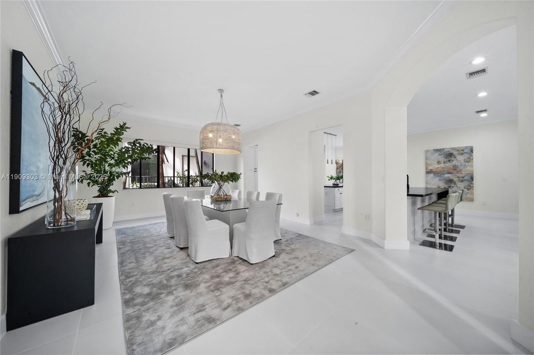 Active With Contract: $1,350,000 (5 beds, 4 baths, 4717 Square Feet)