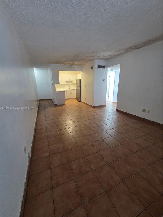 En Venta: $235,000 (2 camas, 1 baños, 715 Pies cuadrados)