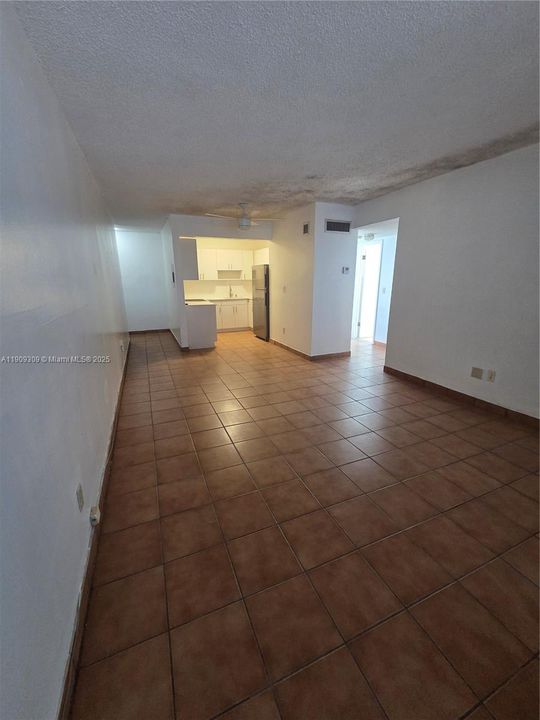 En Venta: $235,000 (2 camas, 1 baños, 715 Pies cuadrados)