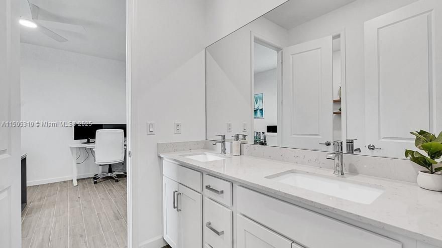 For Sale: $750,000 (4 beds, 3 baths, 2373 Square Feet)