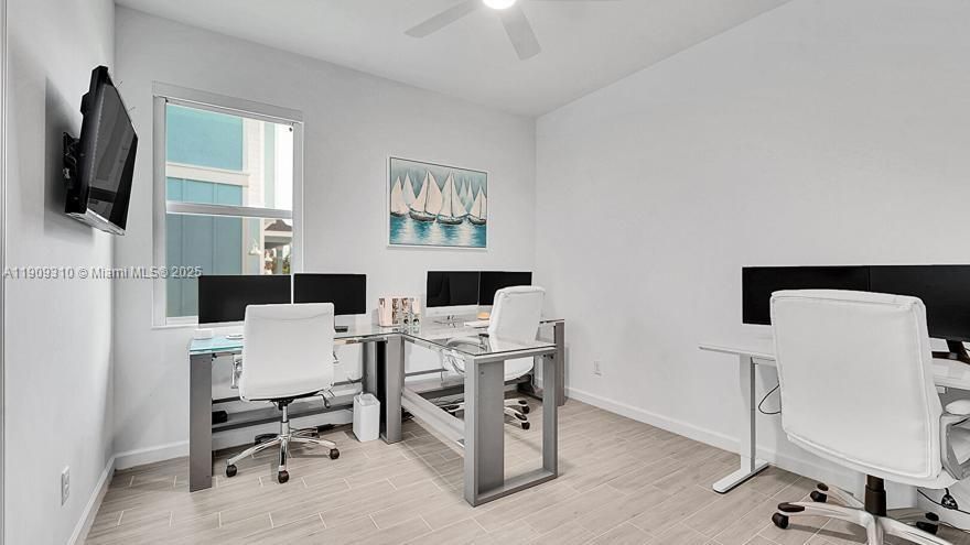 For Sale: $750,000 (4 beds, 3 baths, 2373 Square Feet)