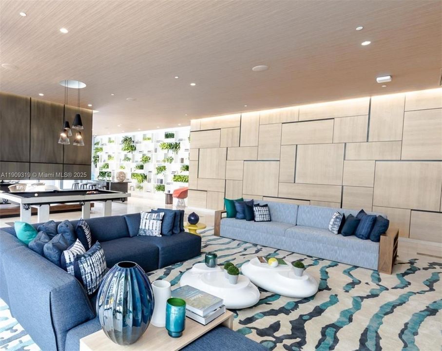 Recientemente alquilado: $3,400 (1 camas, 1 baños, 620 Pies cuadrados)