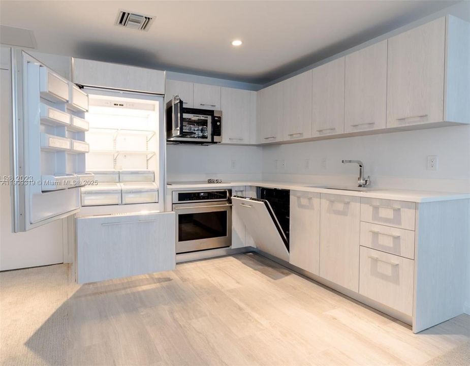 Recientemente alquilado: $3,400 (1 camas, 1 baños, 620 Pies cuadrados)