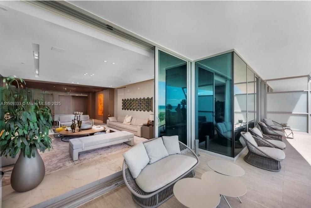 待售: $12,300,000 (3 贝兹, 4 浴室, 3232 平方英尺)