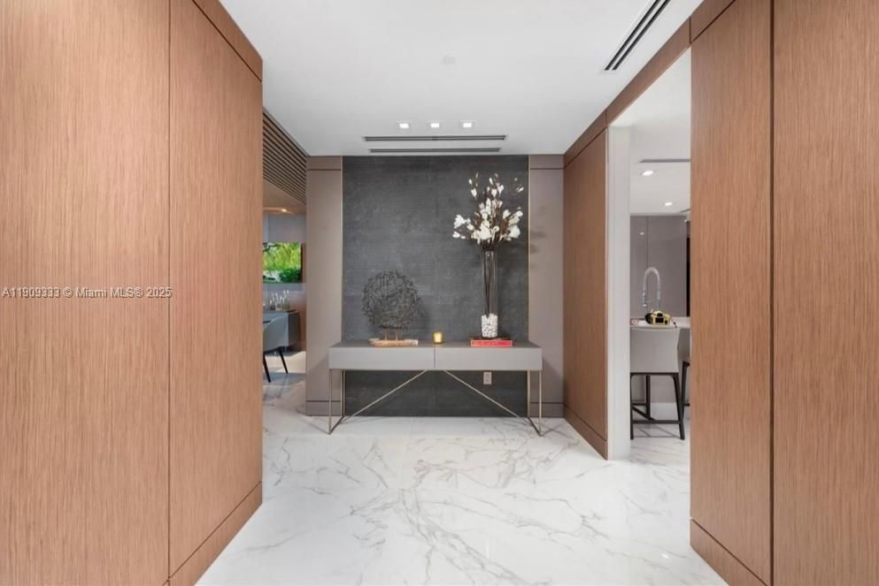 待售: $12,300,000 (3 贝兹, 4 浴室, 3232 平方英尺)