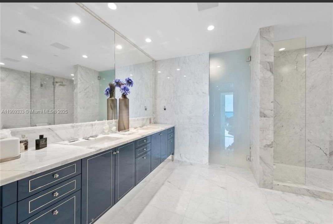 待售: $12,300,000 (3 贝兹, 4 浴室, 3232 平方英尺)