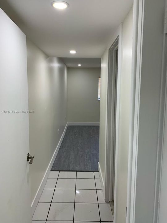 待售: $255,000 (2 贝兹, 2 浴室, 903 平方英尺)