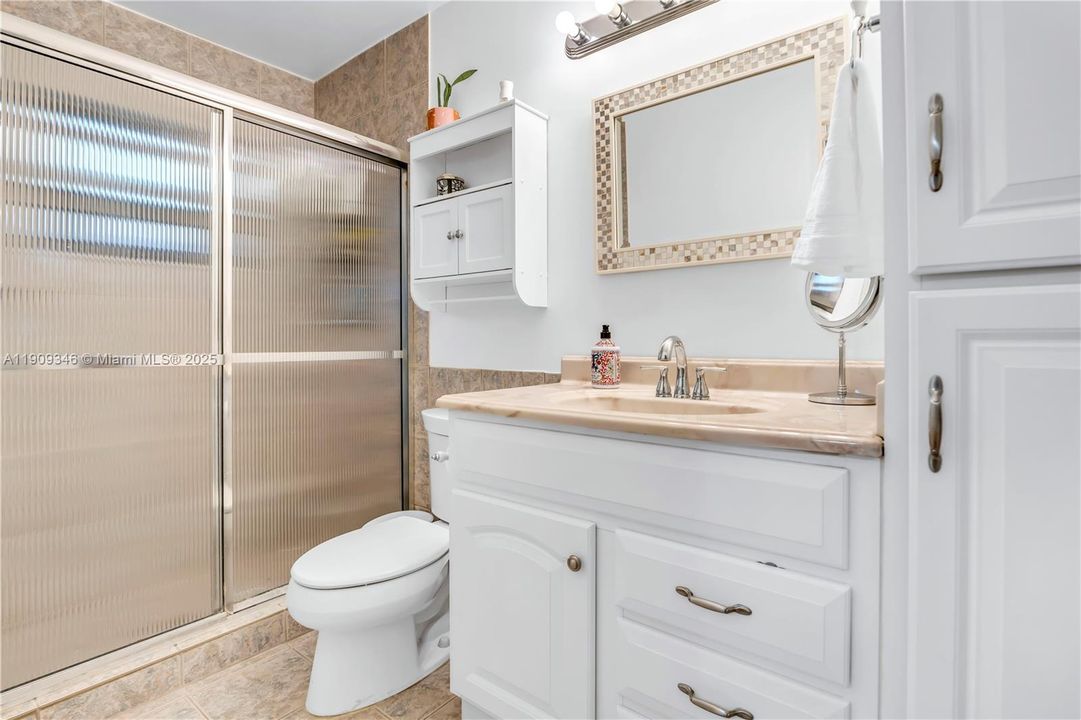 Active With Contract: $465,000 (3 beds, 2 baths, 1198 Square Feet)