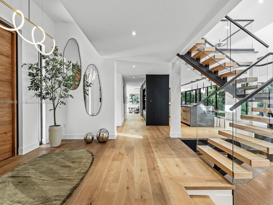 For Sale: $10,500,000 (4 beds, 4 baths, 6716 Square Feet)