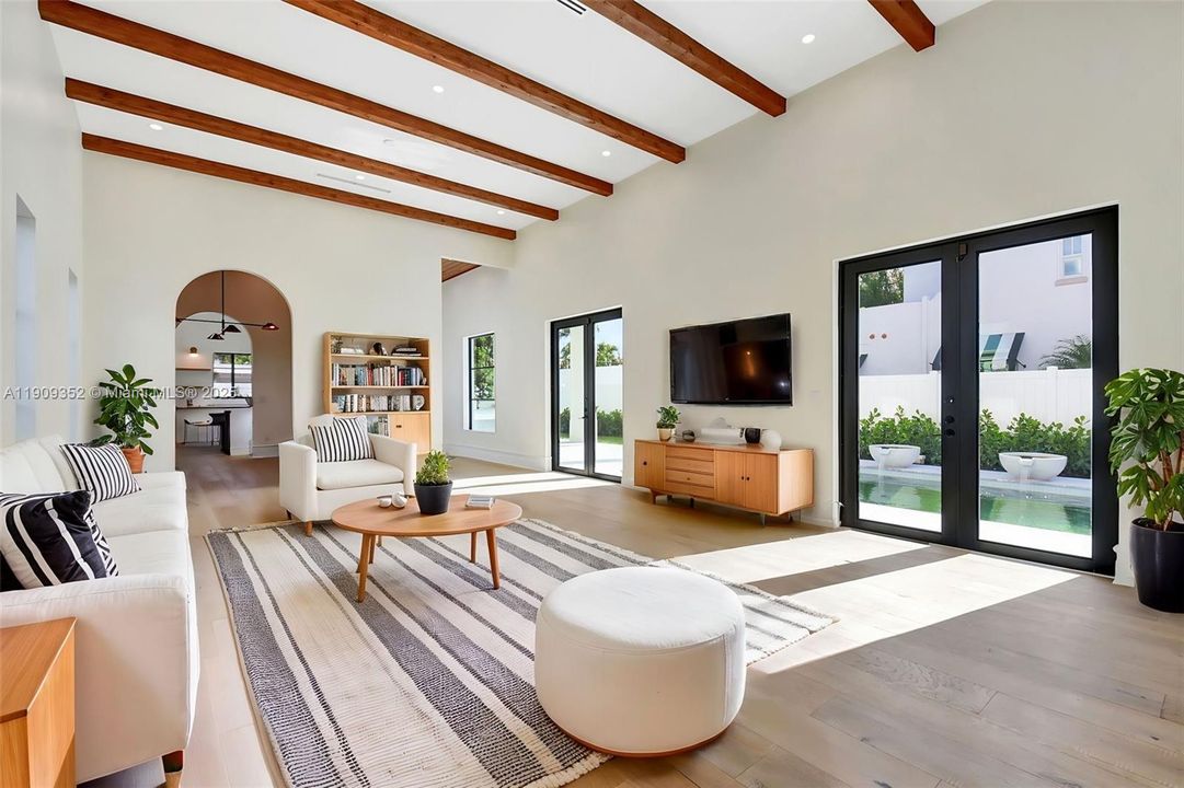 For Sale: $3,200,000 (4 beds, 3 baths, 3104 Square Feet)