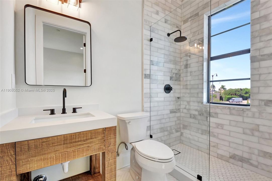 For Sale: $3,200,000 (4 beds, 3 baths, 3104 Square Feet)