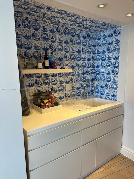 待售: $420,000 (1 贝兹, 1 浴室, 477 平方英尺)