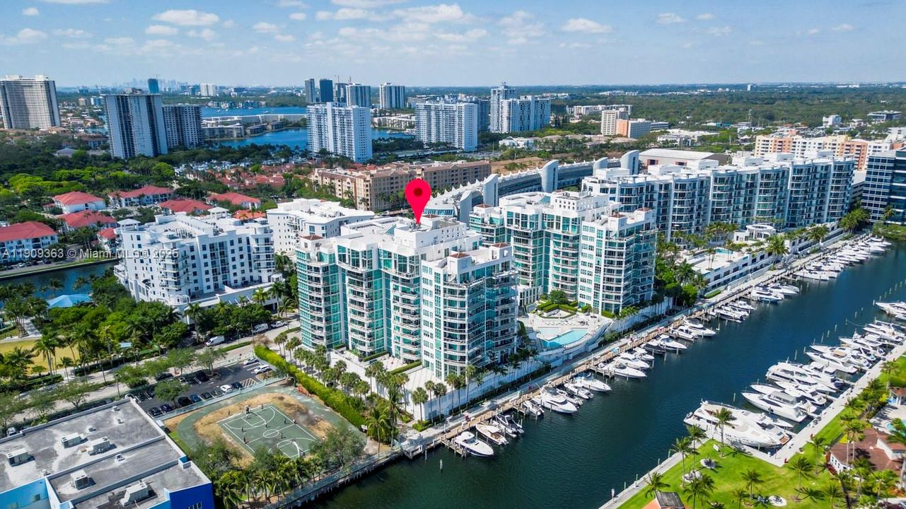 For Sale: $995,000 (2 beds, 2 baths, 1581 Square Feet)