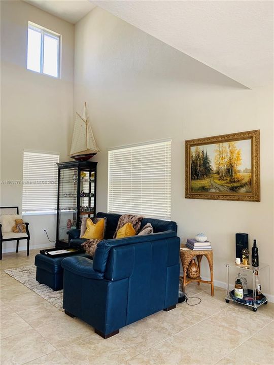 Active With Contract: $3,300 (4 beds, 2 baths, 2365 Square Feet)