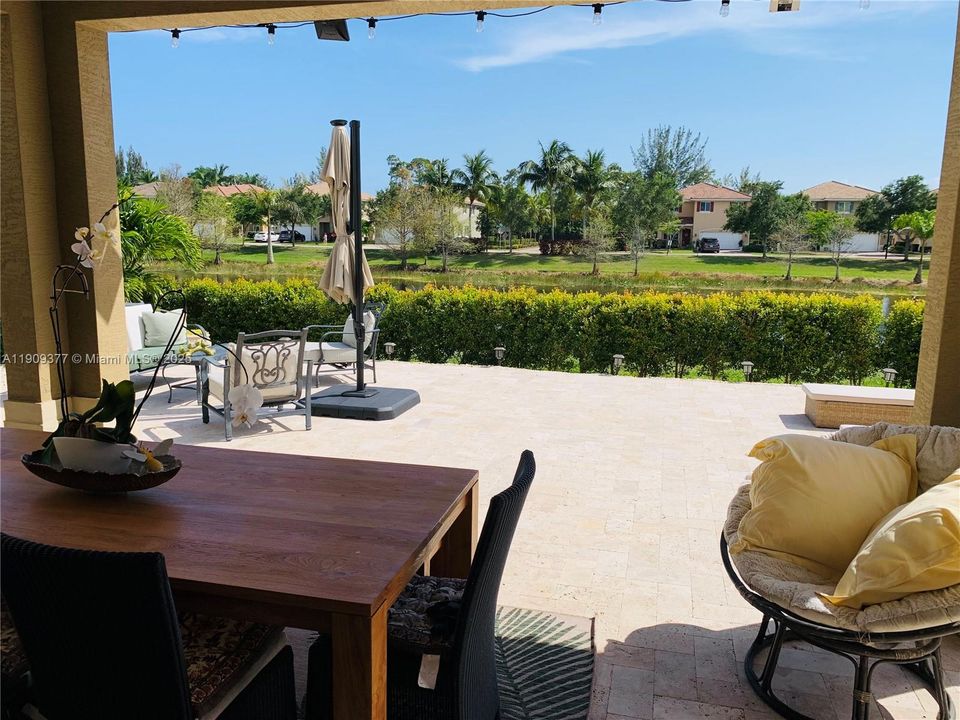 Active With Contract: $3,300 (4 beds, 2 baths, 2365 Square Feet)