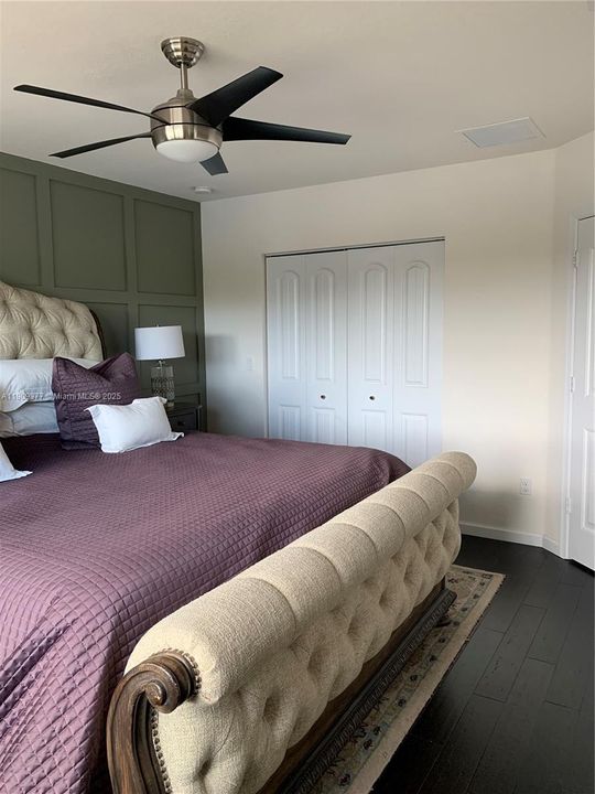 Active With Contract: $3,300 (4 beds, 2 baths, 2365 Square Feet)