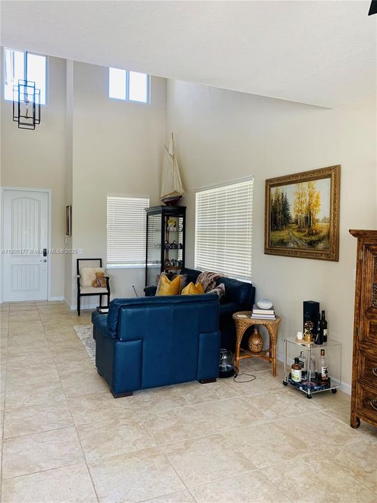 Active With Contract: $3,300 (4 beds, 2 baths, 2365 Square Feet)