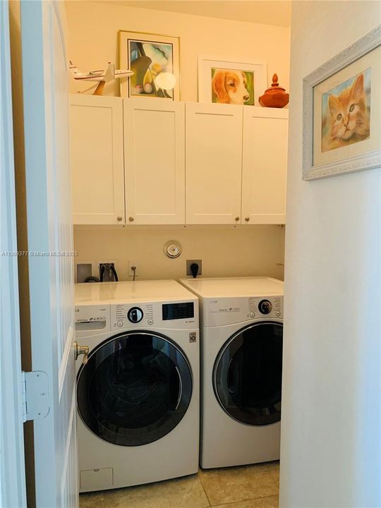 Active With Contract: $3,300 (4 beds, 2 baths, 2365 Square Feet)