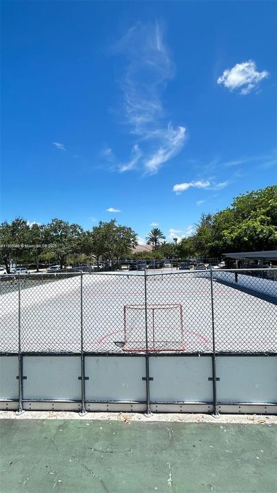 En Venta: $948,000 (5 camas, 3 baños, 2672 Pies cuadrados)