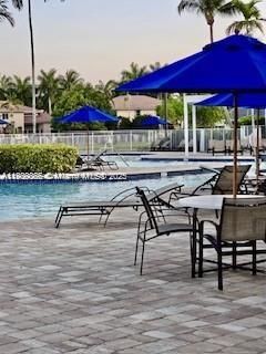 En Venta: $948,000 (5 camas, 3 baños, 2672 Pies cuadrados)