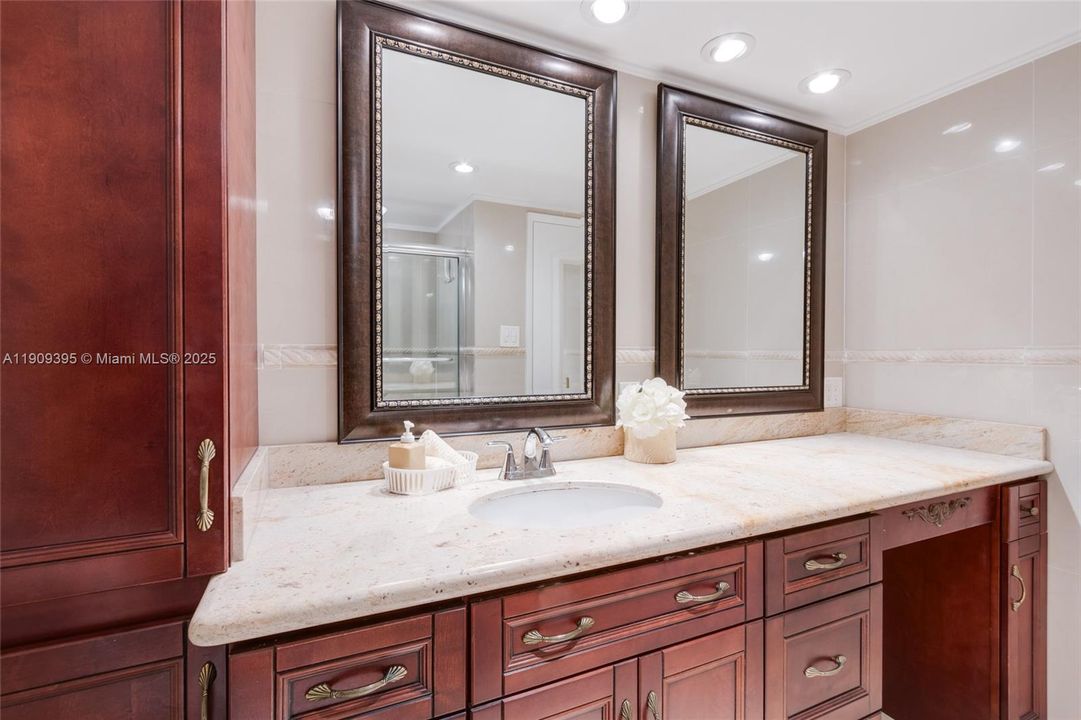 En Renta: $2,500 (2 camas, 2 baños, 1100 Pies cuadrados)