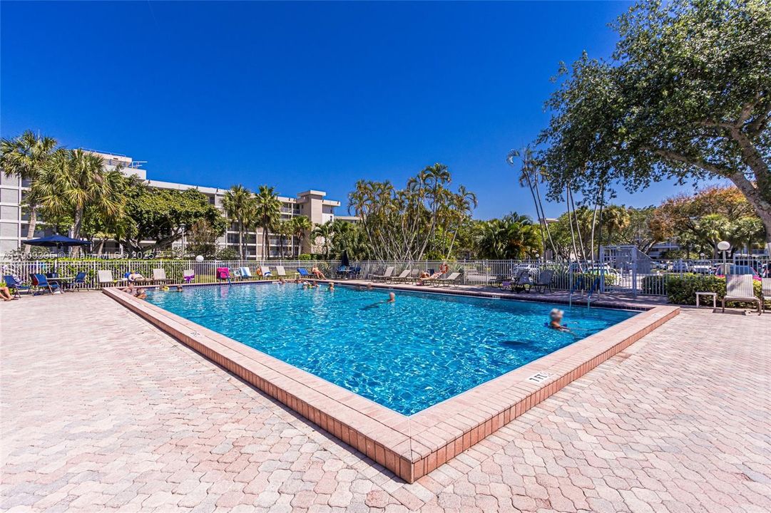 En Renta: $2,500 (2 camas, 2 baños, 1100 Pies cuadrados)