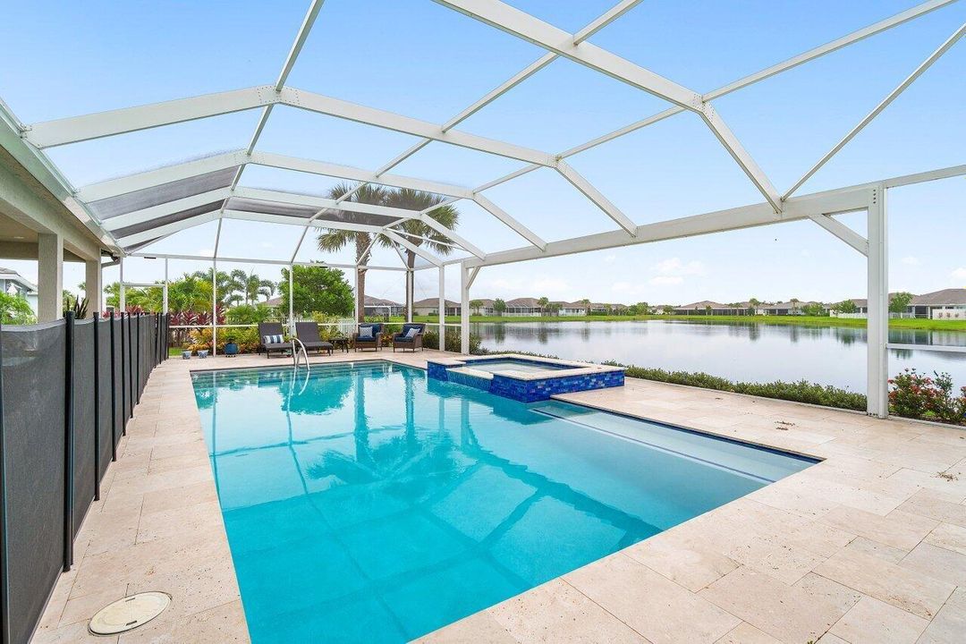 Screened Pool/Spa