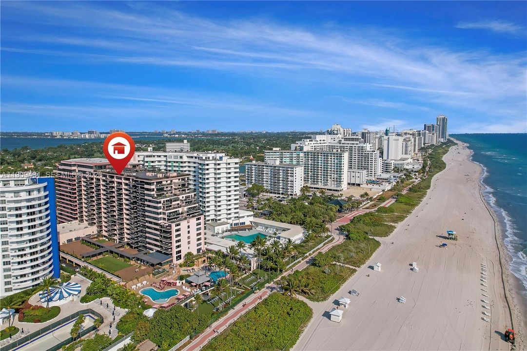 Active With Contract: $489,000 (1 beds, 1 baths, 790 Square Feet)