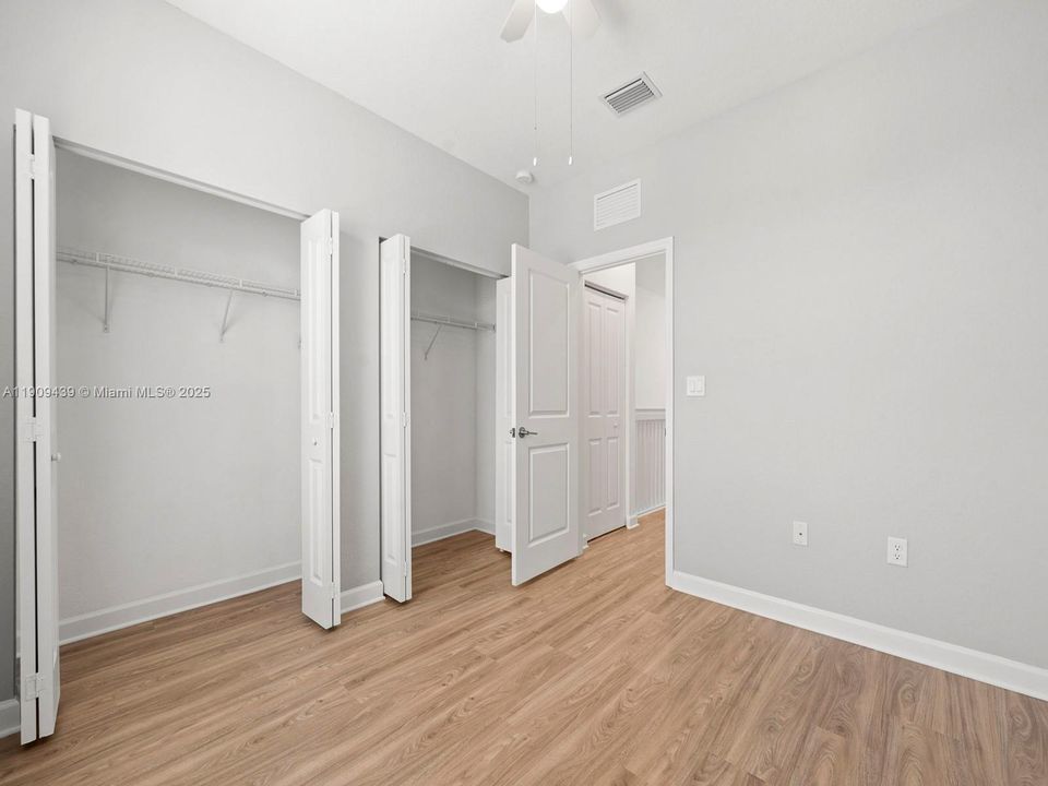 For Rent: $2,600 (3 beds, 2 baths, 1545 Square Feet)