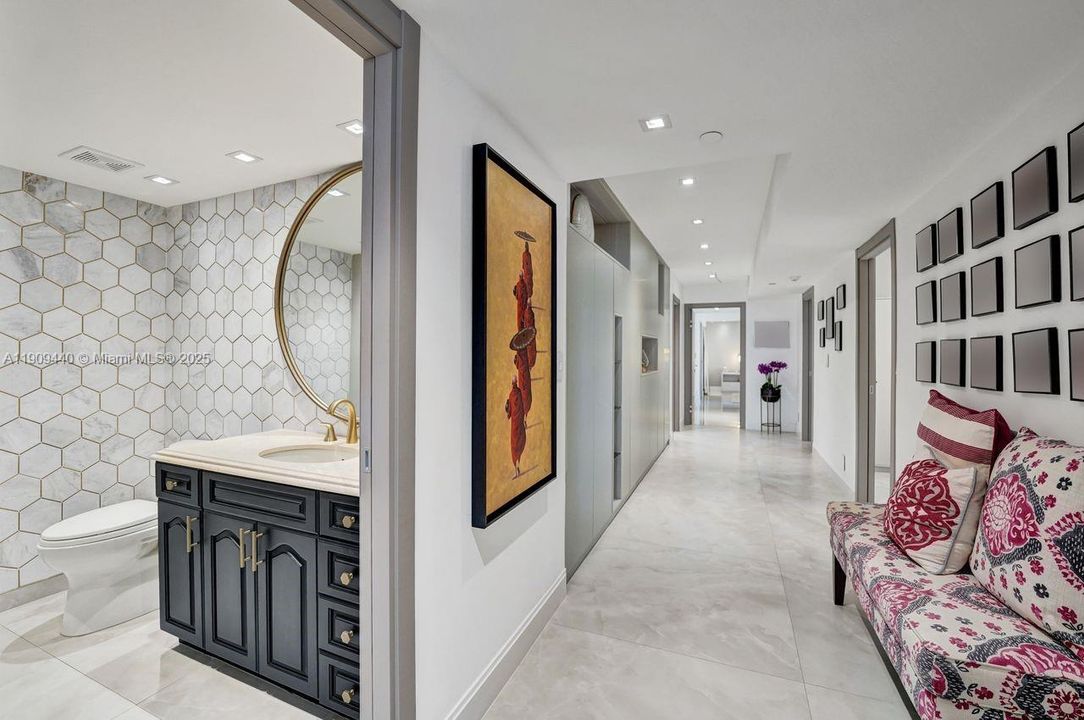 For Sale: $1,590,000 (4 beds, 2 baths, 2360 Square Feet)