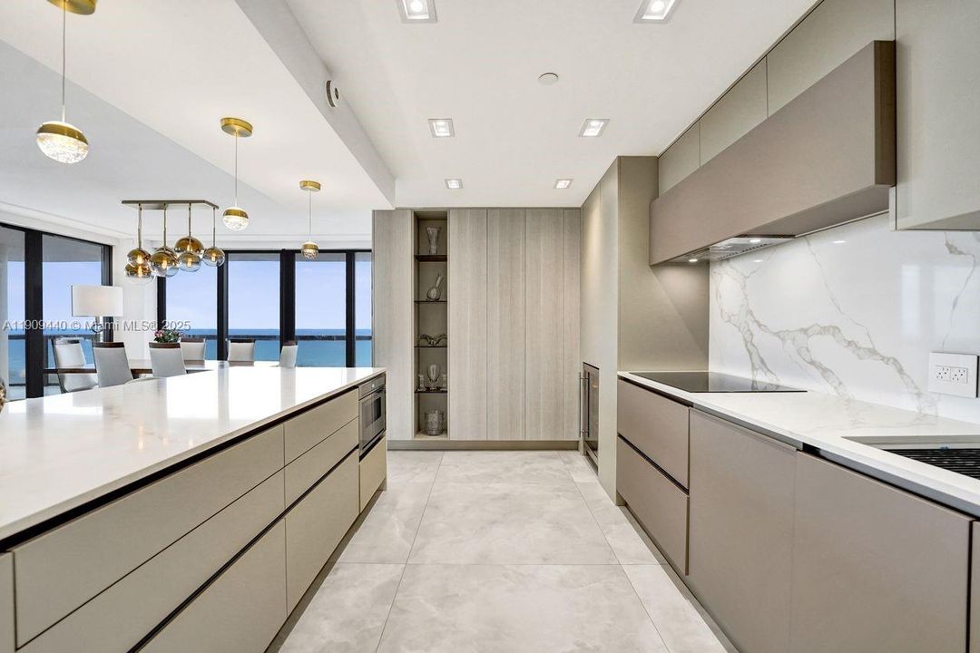 For Sale: $1,590,000 (4 beds, 2 baths, 2360 Square Feet)