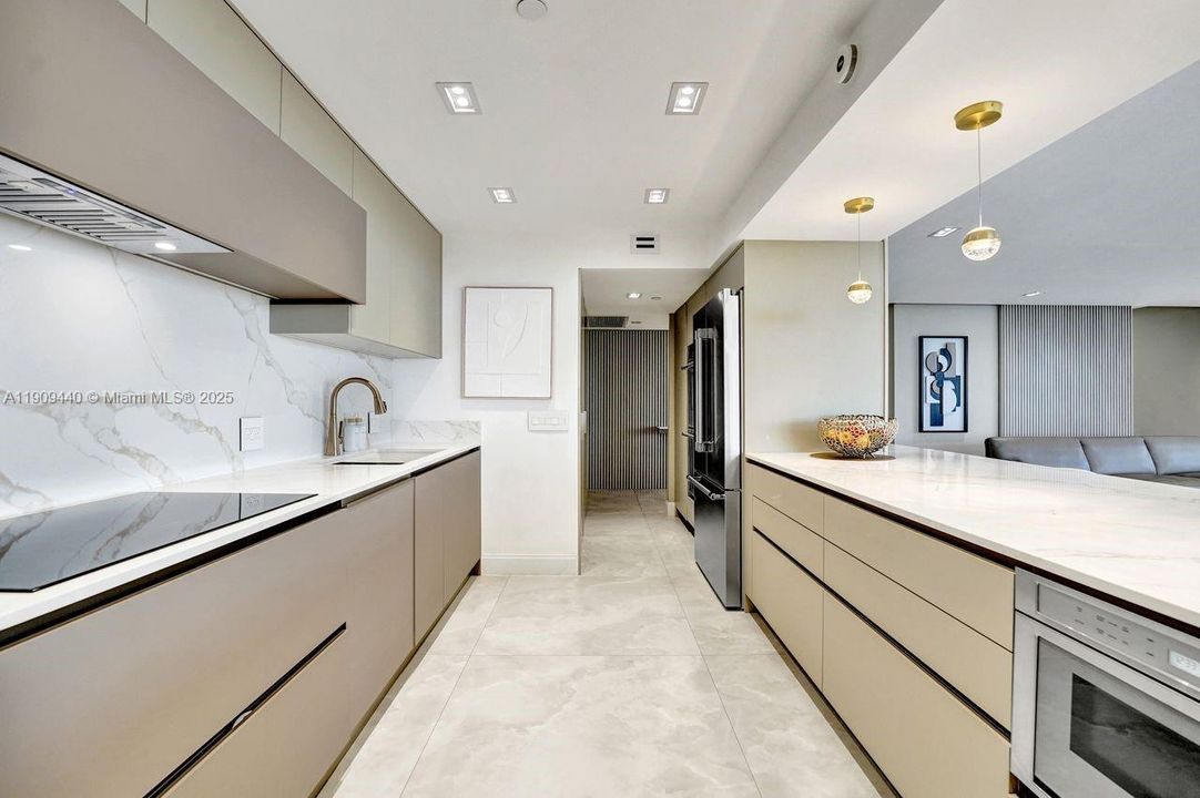 For Sale: $1,590,000 (4 beds, 2 baths, 2360 Square Feet)